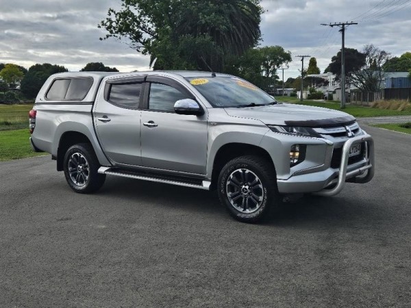 Mitsubishi Triton Dc Glxr 4wd 6m 2.4d 2019