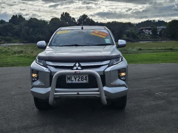 Mitsubishi Triton Dc Glxr 4wd 6m 2.4d 2019