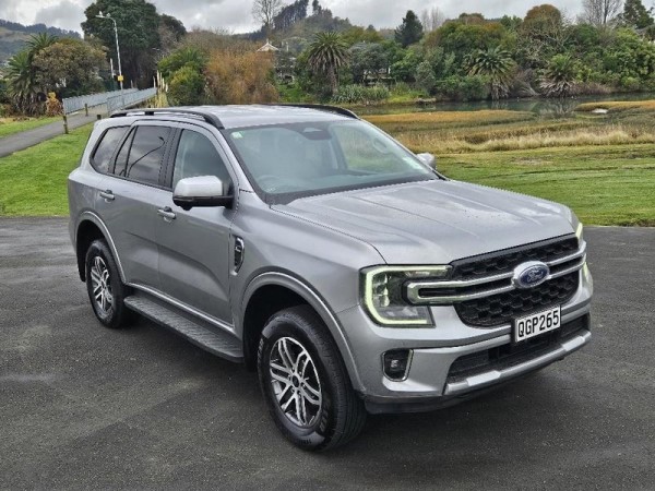 Ford Everest TREND 2.0D/4WD/10AT 2023