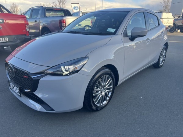 Mazda 2 K LIMITED HATCH 1.5 6AT 2024