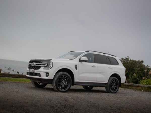 Ford Everest TREND AWD 2023