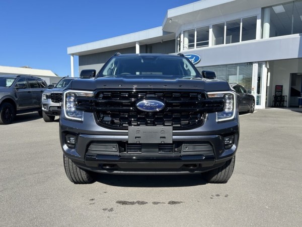 Ford Everest Sport 2.0D/4WD/10AT 2024