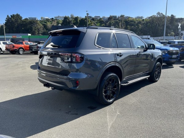 Ford Everest Sport 2.0D/4WD/10AT 2024