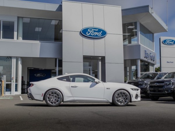 Ford Mustang 5.0L V8 Fastback 2024