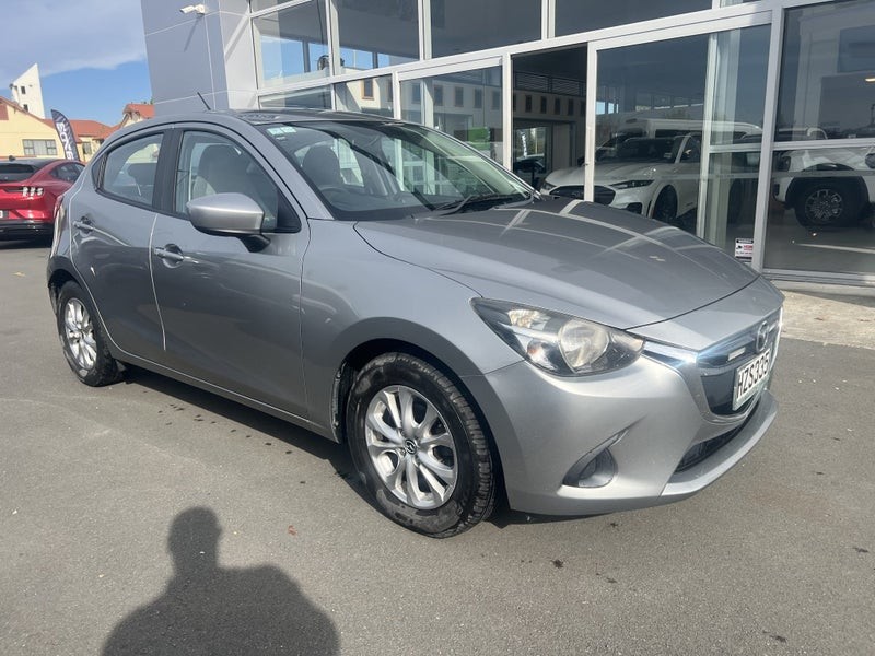 Mazda 2 GLX 1.5L HATCH 6 SPEED MANUAL 2014