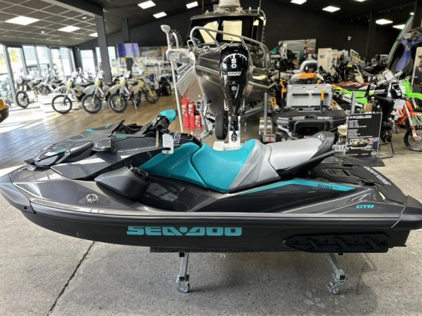 Sea-Doo GTR 230  2024