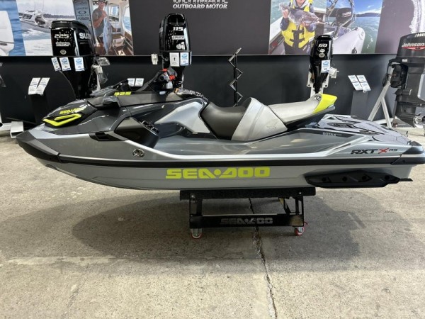 SeaDoo RXT X RS 325  2024