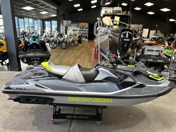 SeaDoo RXT X RS 325  2024