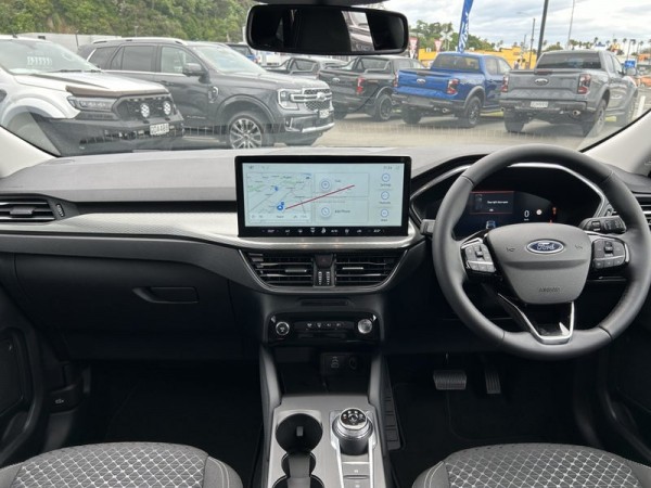 Ford Escape Titanium 2.5L FHEV 2024