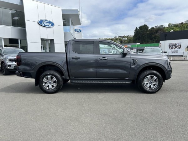 Ford Ranger XLT Double Cab 2WD 2024