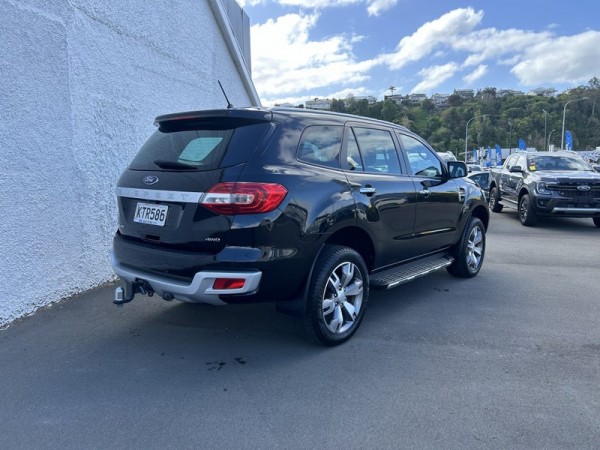 Ford Everest Titanium 3.2D/4WD 2018