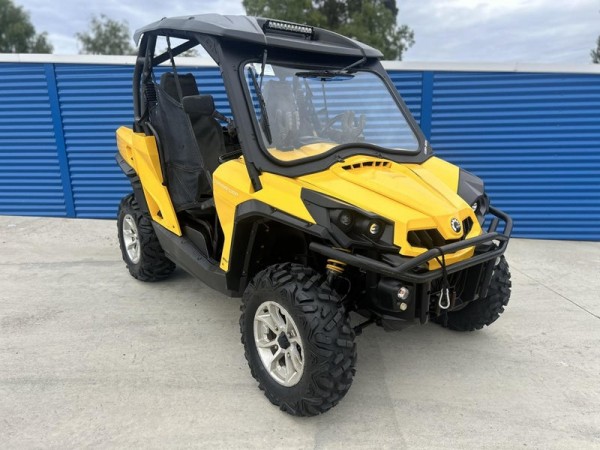 Can-Am Commander 800 2015