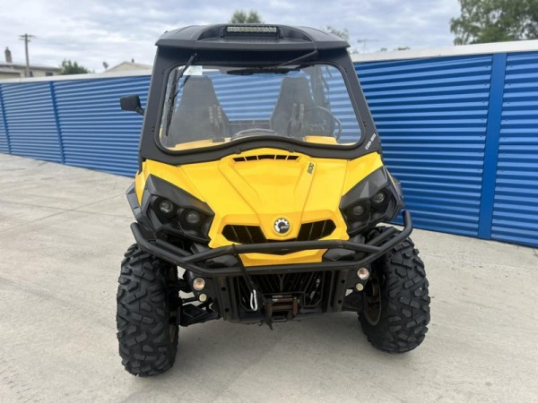 Can-Am Commander 800 2015