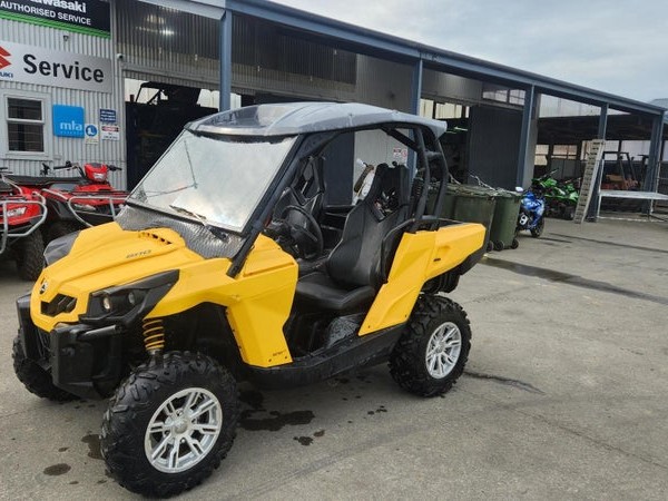 Can-Am Commander 800 DPS 2014